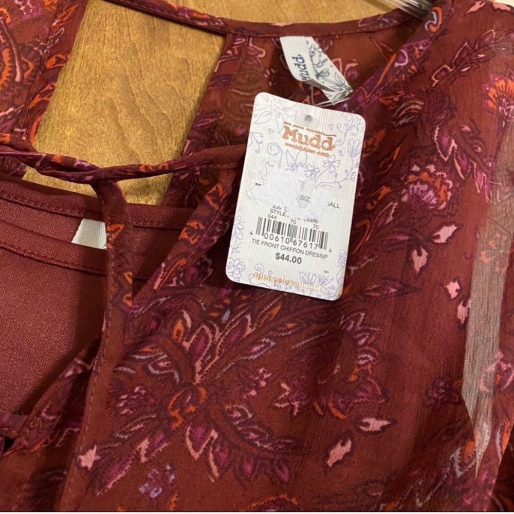 NWT Mudd Junior’s Maroon Floral Long Sleeve Dress - Picture 2 of 2